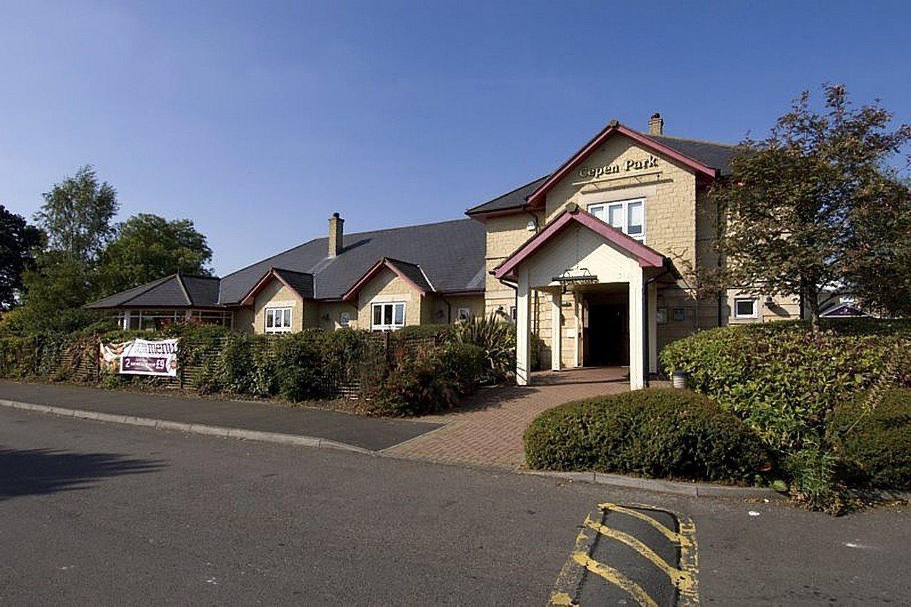 Premier Inn Chippenham チッペナム エクステリア 写真